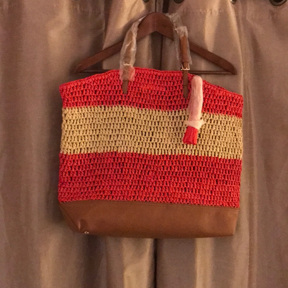 NWT Ann Taylor woven bag with tassel pool bag